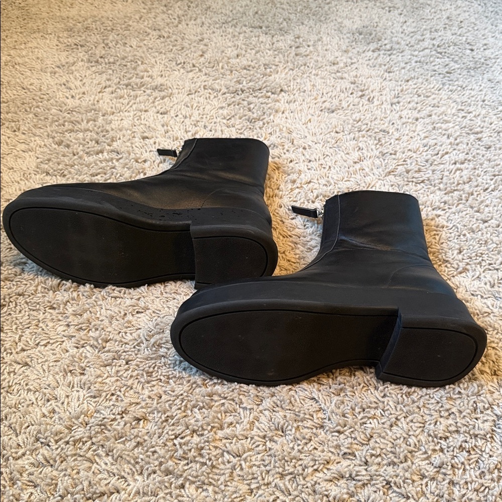 Steve Madden Black Leather Jones Boots - Picture 6 of 6